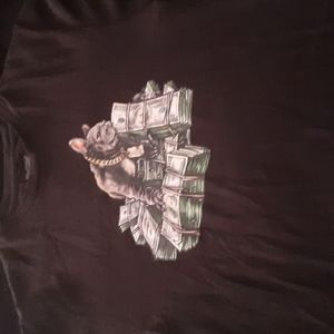 DGK "FRENCHIE BENEFITS" TSHIRT (NWOT)